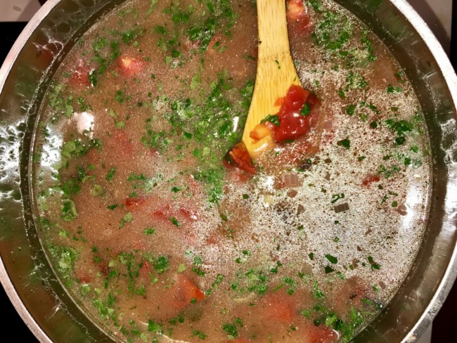Chicken Tortilla Soup | https://www.jackieunfiltered.com/kims-chicken-tortilla-soup-recipe/