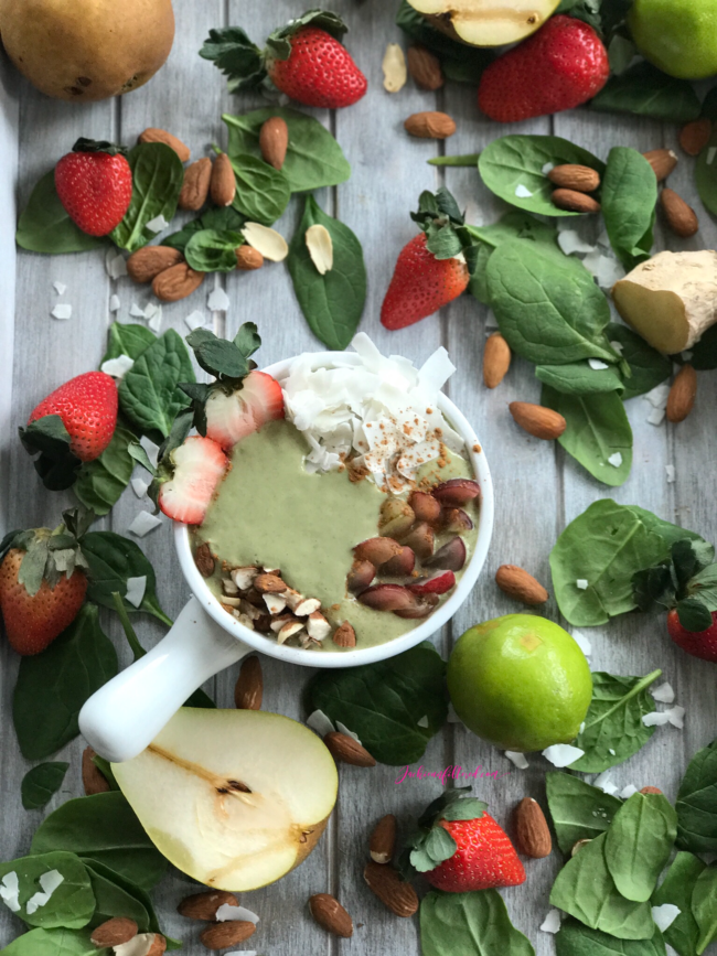 Ginger Coconut Green Smoothie Bowl | www.jackieunfiltered.com