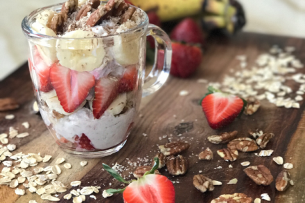 Pecan Banana Split Overnight Oats | www.JackieUnfiltered.com