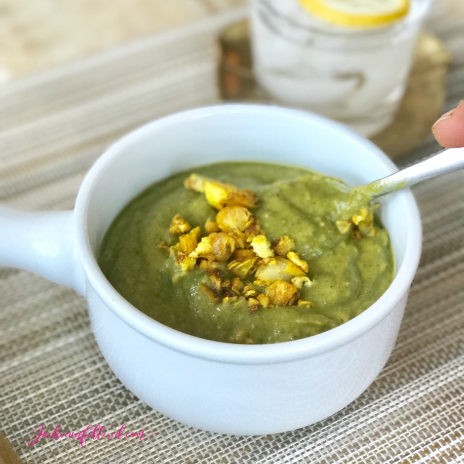 Roasted Cauliflower Chickpea Kale Soup Recipe | https://www.jackieunfiltered.com/roasted-cauliflower-chickpea-kale-soup-recipe/