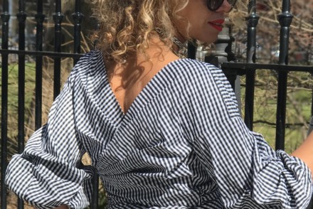 Gingham Top | https://jackieunfiltered.com/this-black-white-gingham-top-is-perfect-for-spring-flings/