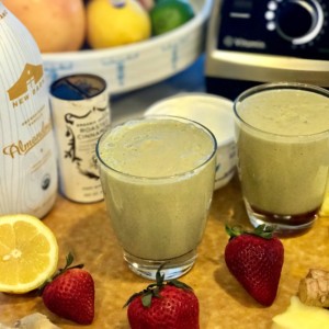 Avocado, Pineapple, Ginger Immunity Booster Smoothie Recipe | https://jackieunfiltered.com/?p=2818&preview=true